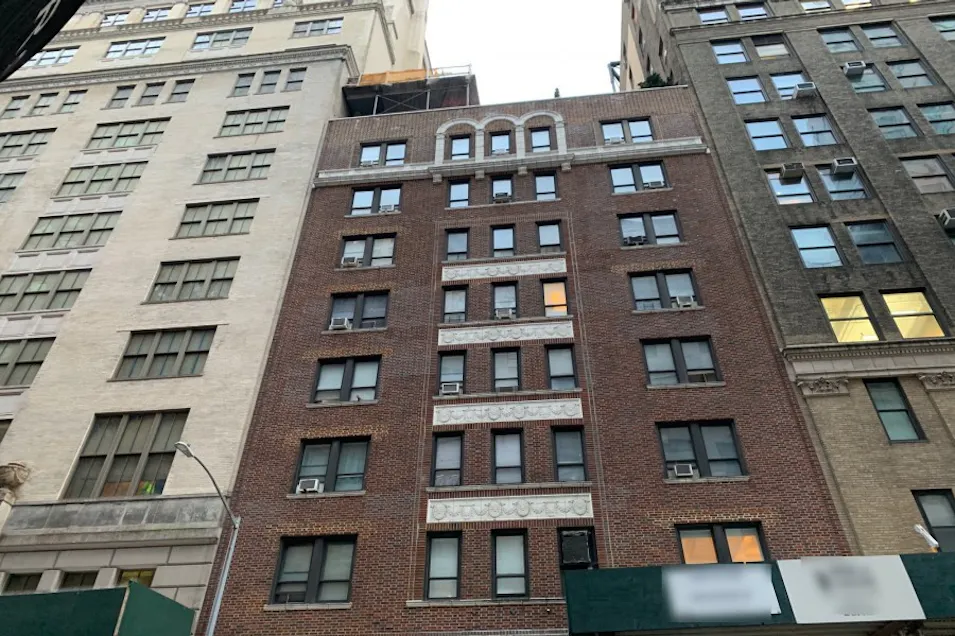 120 West 58th Street, Unit 1c New York, NY 10019, New York County