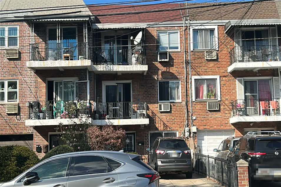 9017 Farragut Road Brooklyn, NY 11236, Kings County