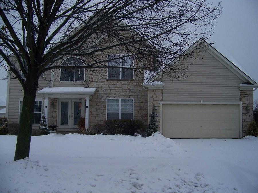 Arbor Ridge Dr, Montgomery, IL 60538