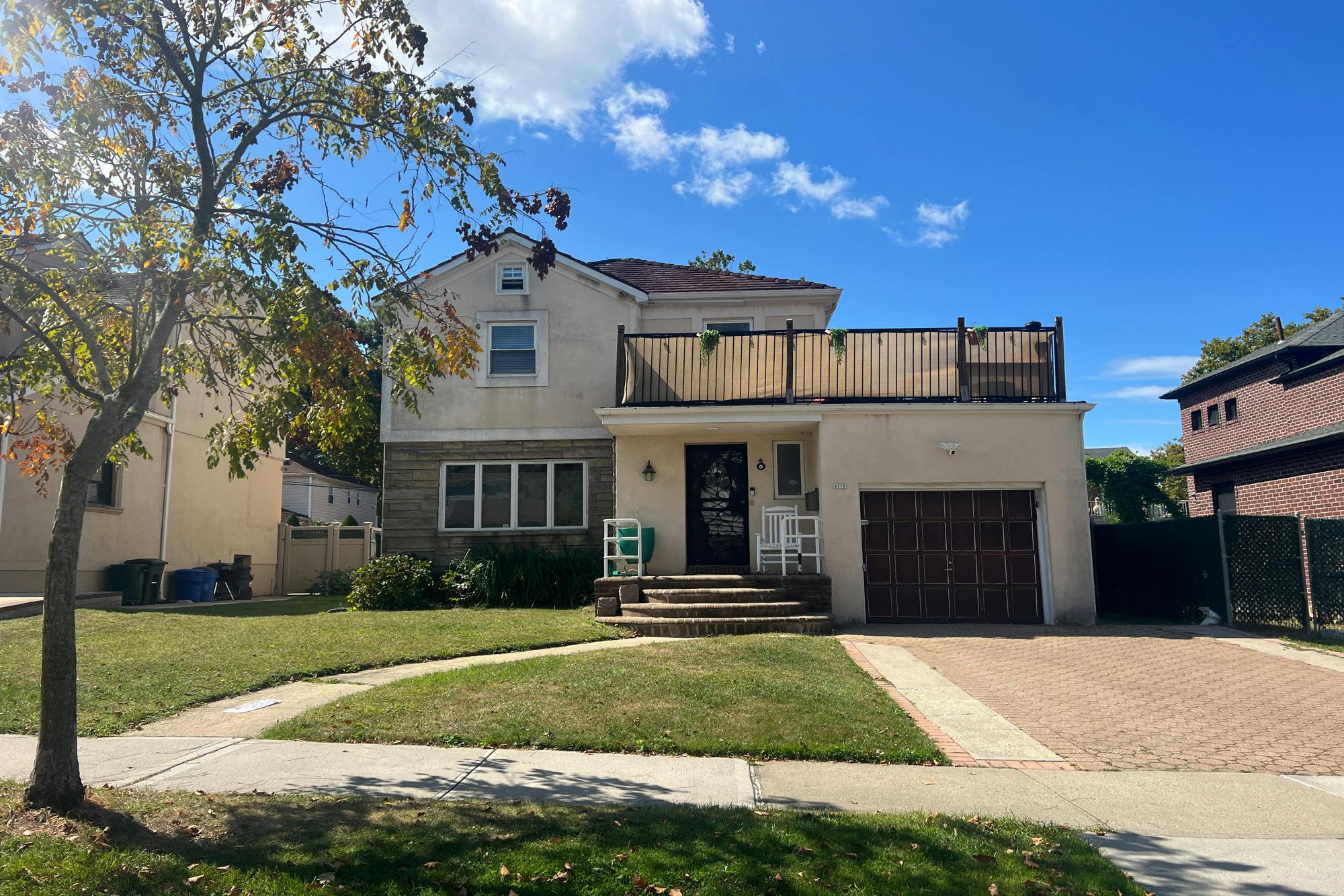 214th St, Queens Village, NY 11427