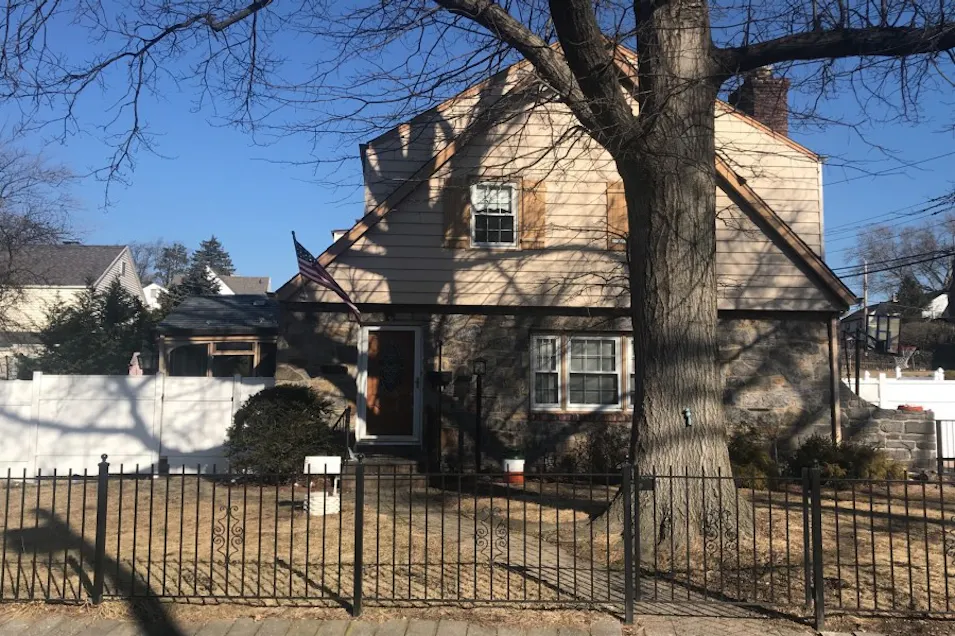 125 E Sanford St Yonkers, NY 10704, Westchester County