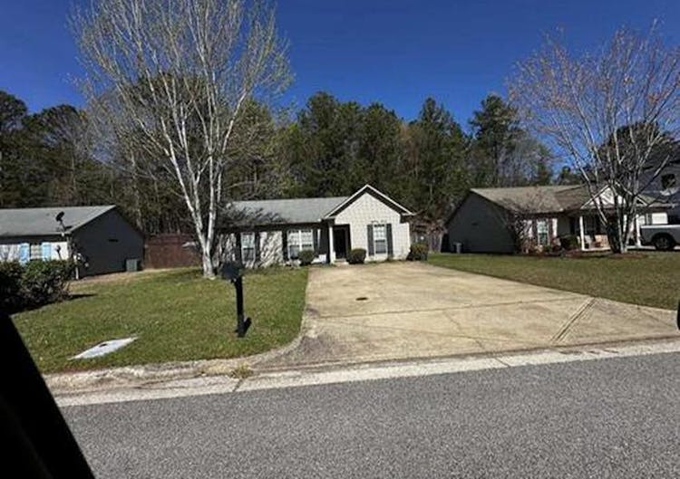 2010 Dutch Ct Opelika, AL 36801, Lee County