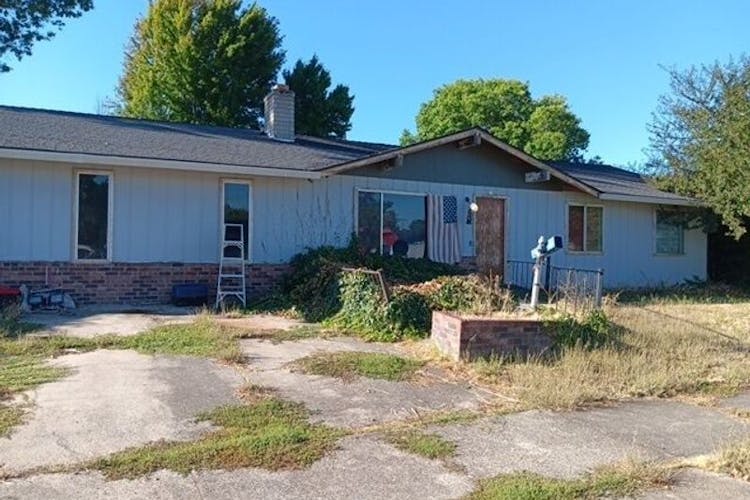 1418 Coquette St Medford, OR 97504, Jackson County