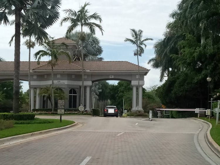 19451 Stonebrook St Weston, FL 33332, Broward County