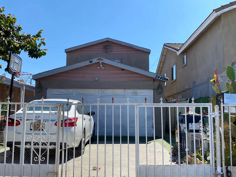 2442 E. 115th St Los Angeles, CA 90059, Los Angeles County