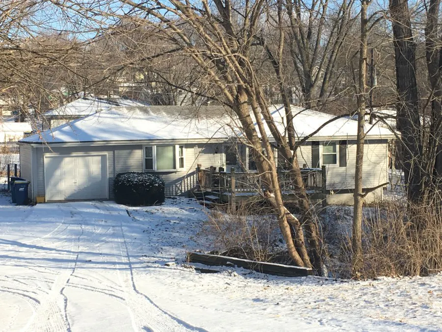 Holtz St, Excelsior Springs, MO 64024