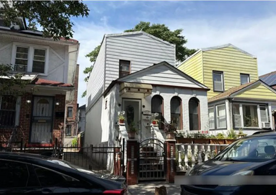 400 East 49th Street Brooklyn, NY 11203, Kings County