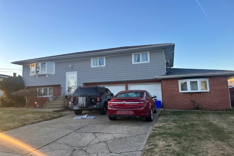 41 Harding Avenue Lindenhurst, NY 11757, Suffolk County