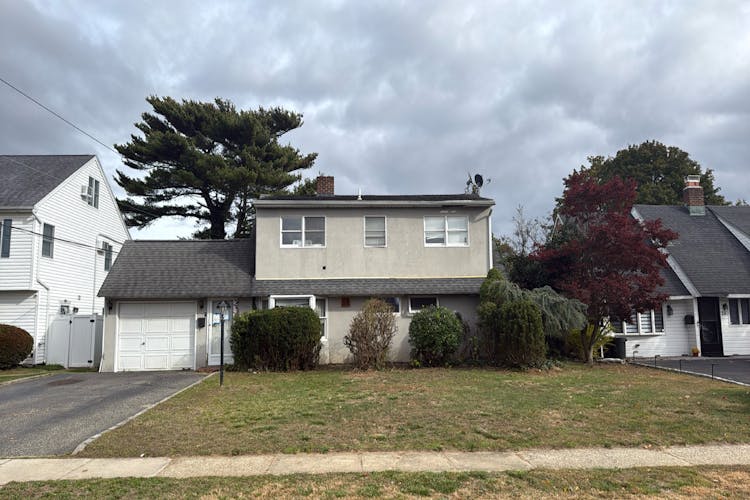 22 Tarry Lane Levittown, NY 11756, Nassau County