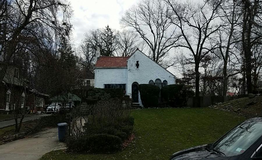 Avon Rd, Jamaica, NY 11432
