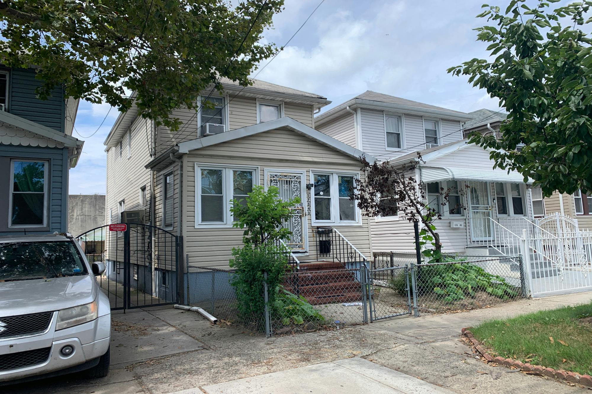103rd Rd, Jamaica, NY 11433 #1