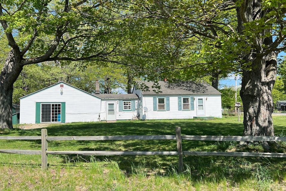 1484 Todd St Muskegon, MI 49442, Muskegon County