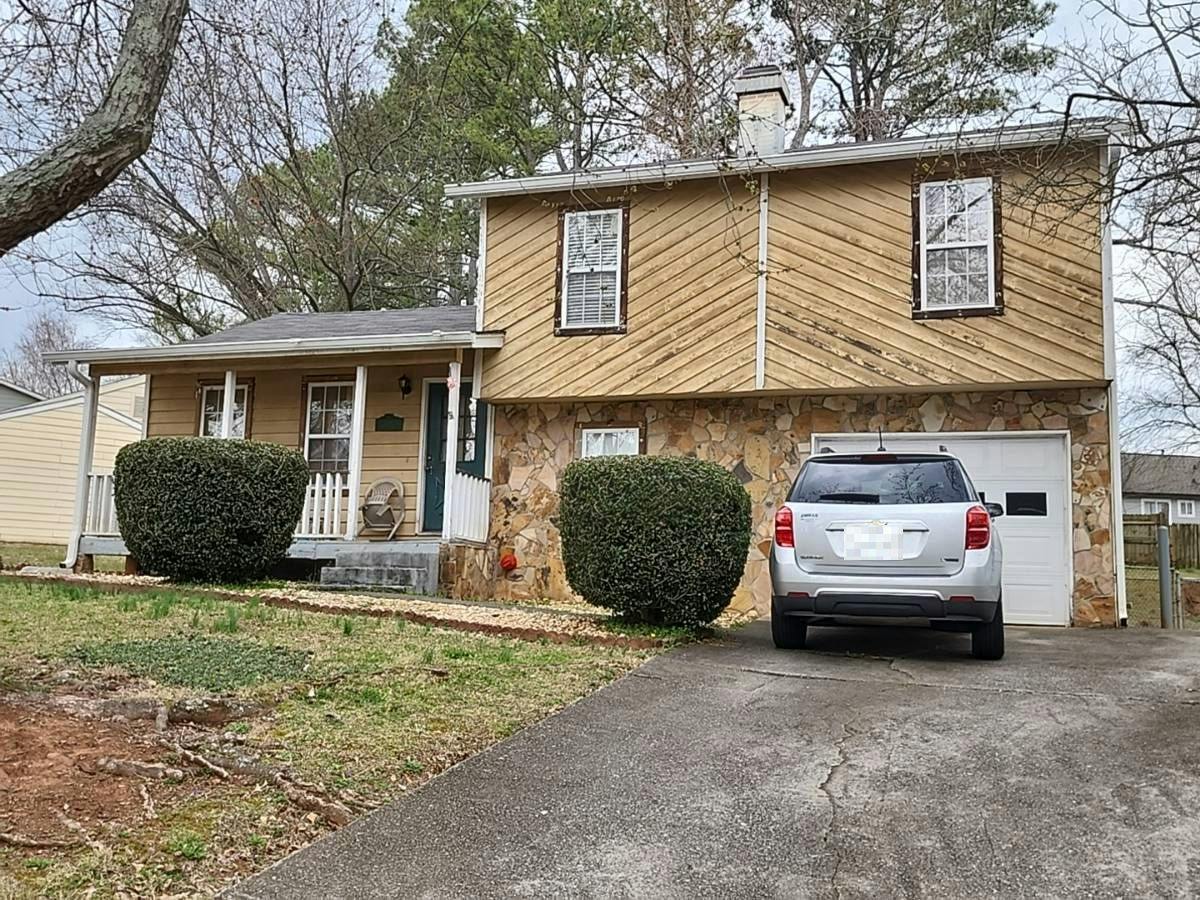 Timbercreek Dr, Lawrenceville, GA 30044