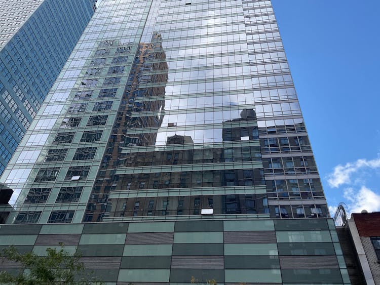 350 West 42nd Street, Unit 58e New York, NY 10036, New York County