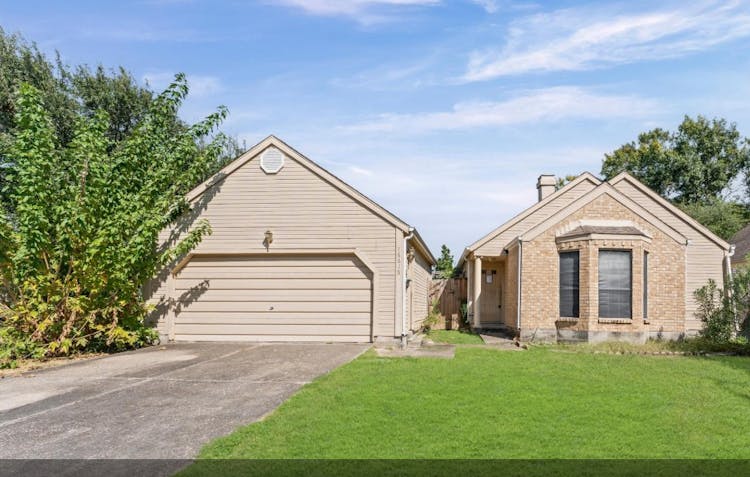 16615 Ivy Grv Dr Houston, TX 77058, Harris County