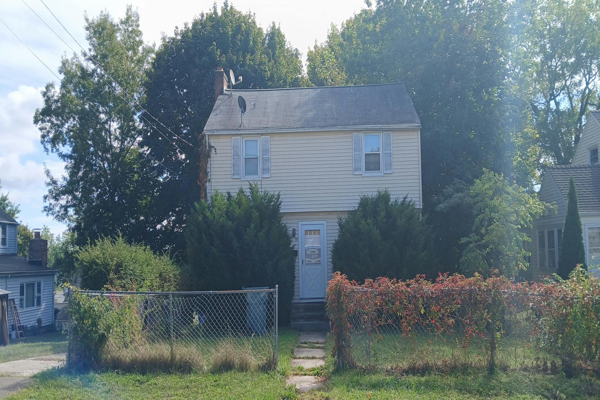 Merrimac St, Hamden, CT 06514