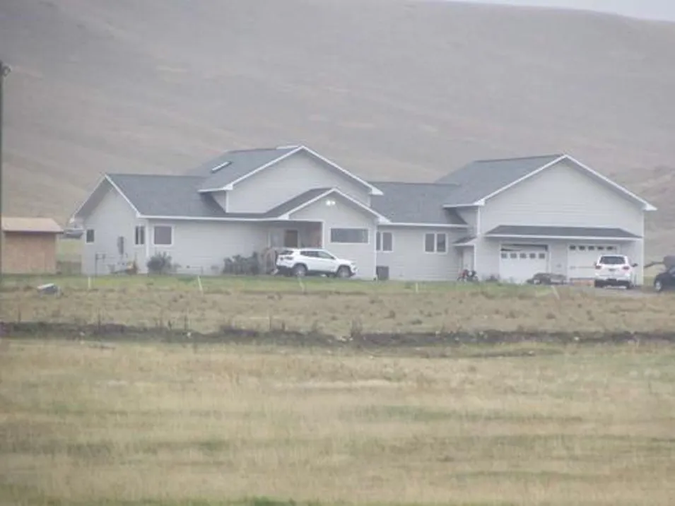 34 Vivian Ln Big Timber, MT 59011, Sweet Grass County