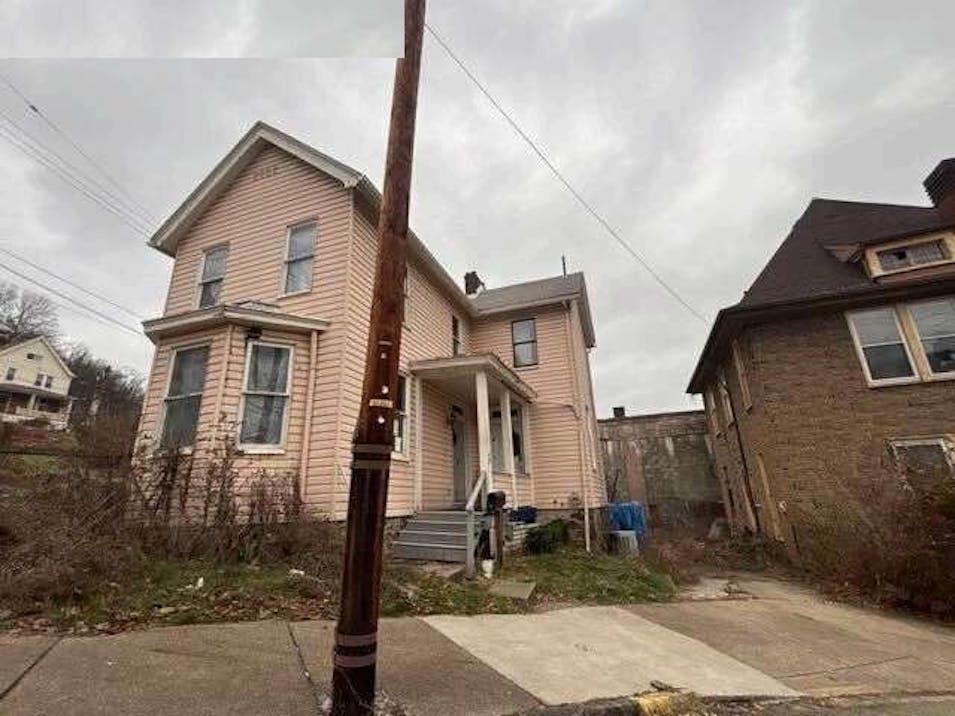 608 George St Wilmerding, PA 15148, Allegheny County