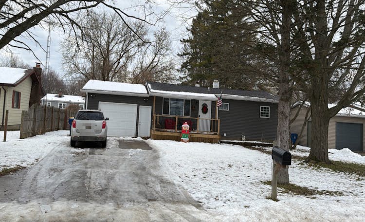 342 E Rising St Davison, MI 48423, Genesee County