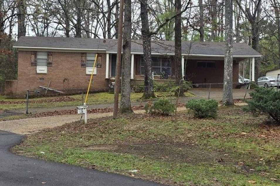 140 Circle Dr Bruce, MS 38915, Calhoun County