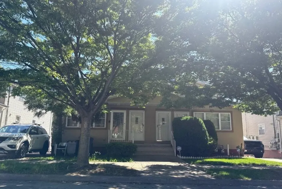 14033 Coombs St Springfield Gardens, NY 11413, Queens County
