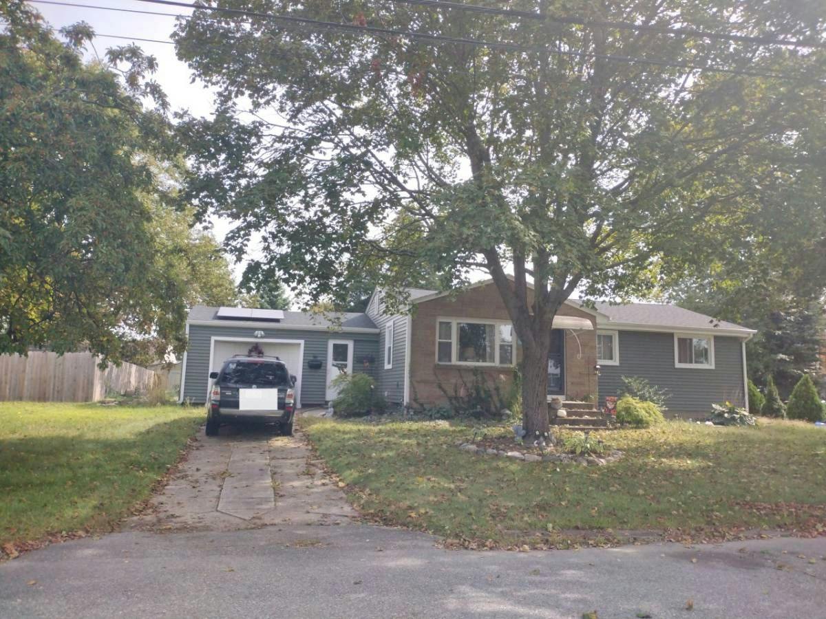 Burgoyne Dr, Warwick, RI 02889