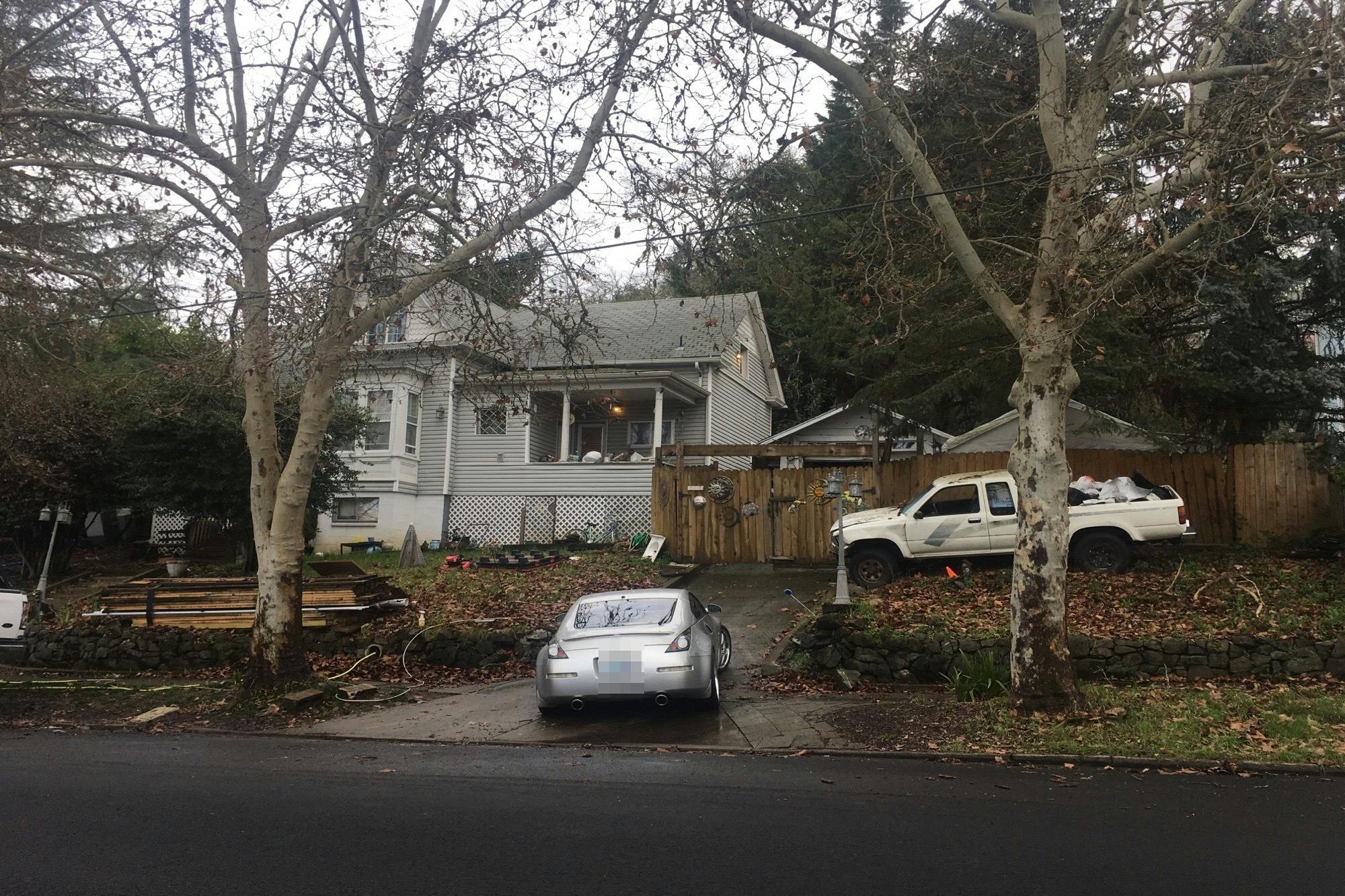 Ella St, Roseburg, OR 97470