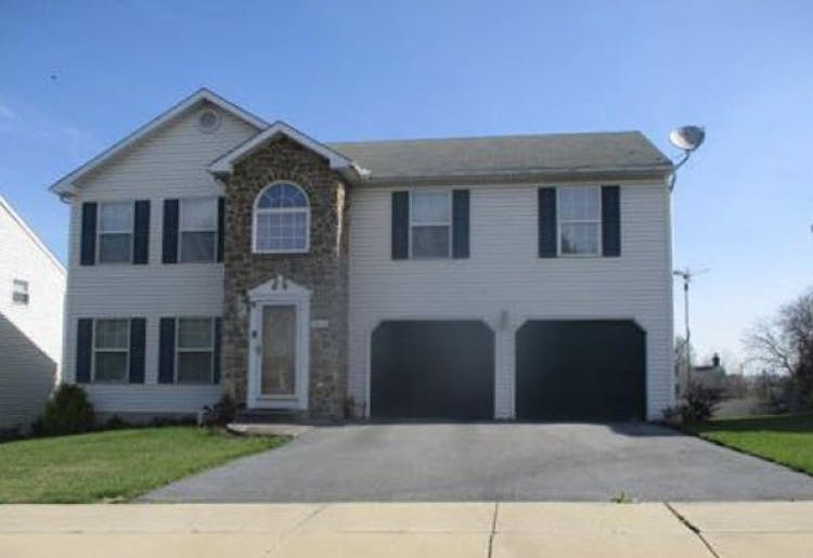 5008 Foxdale Drive Whitehall, PA 18052, Lehigh County