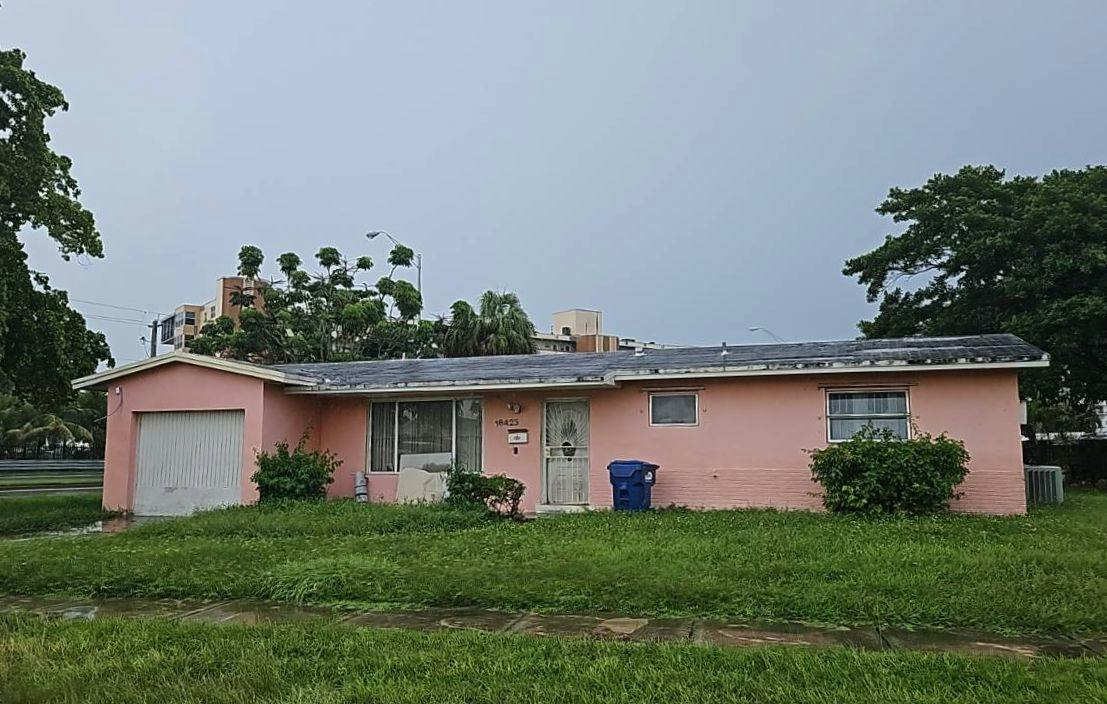 11th Ave, Miami, FL 33179