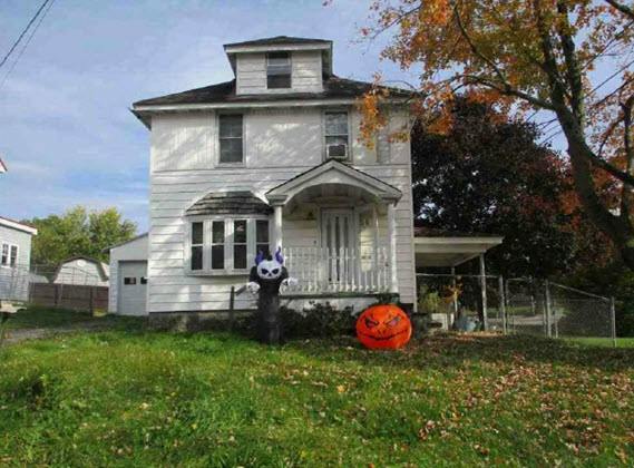 4th St, Madera, PA 16661