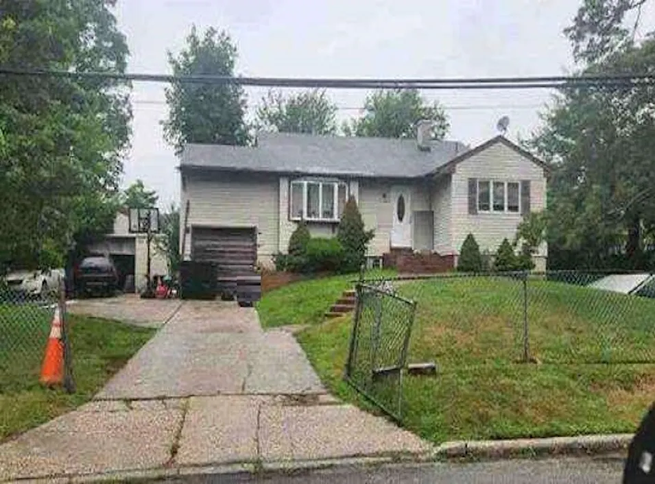 49 Nevada Avenue Bay Shore, NY 11706, Suffolk County