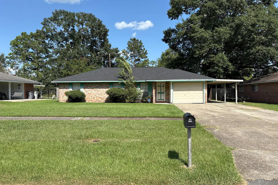 914 Clermont St Baker, LA 70714, East Baton Rouge County