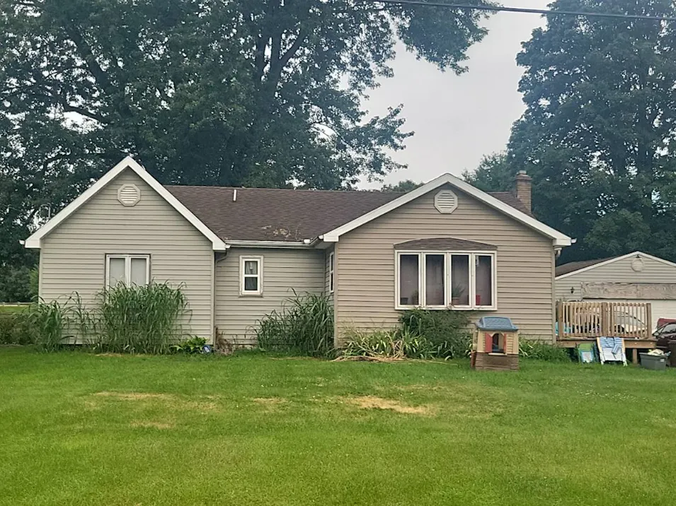 55113 Sundown Rd South Bend, IN 46628, St. Joseph County