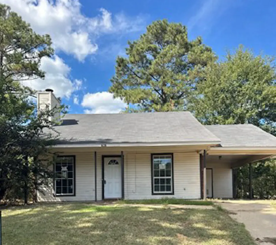 626 David Cv Jackson, MS 39212, Hinds County