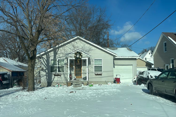 1315 Russell Ct Port Huron, MI 48060, St. Clair County