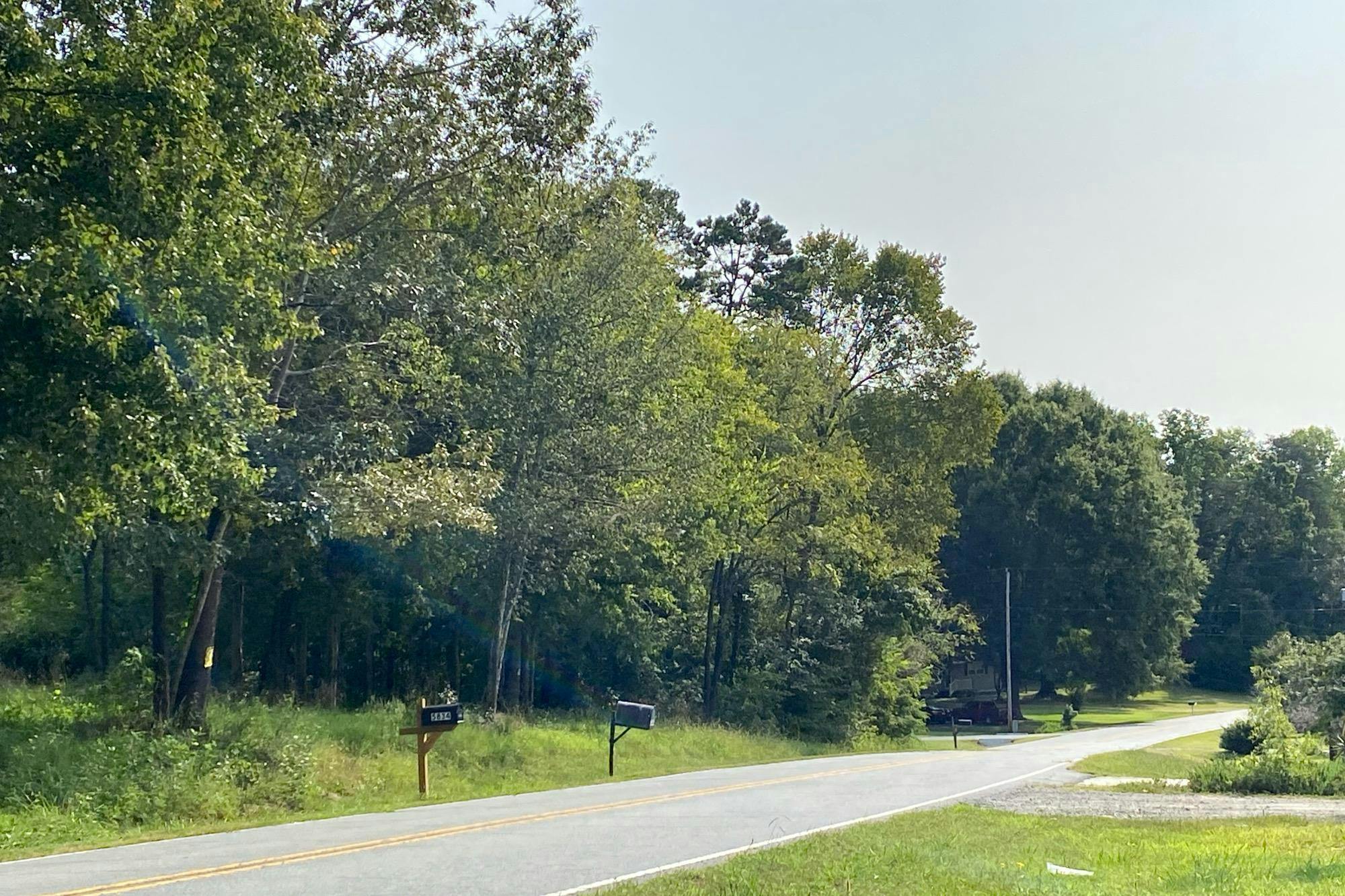 Hedgecock Rd, Kernersville, NC 27284