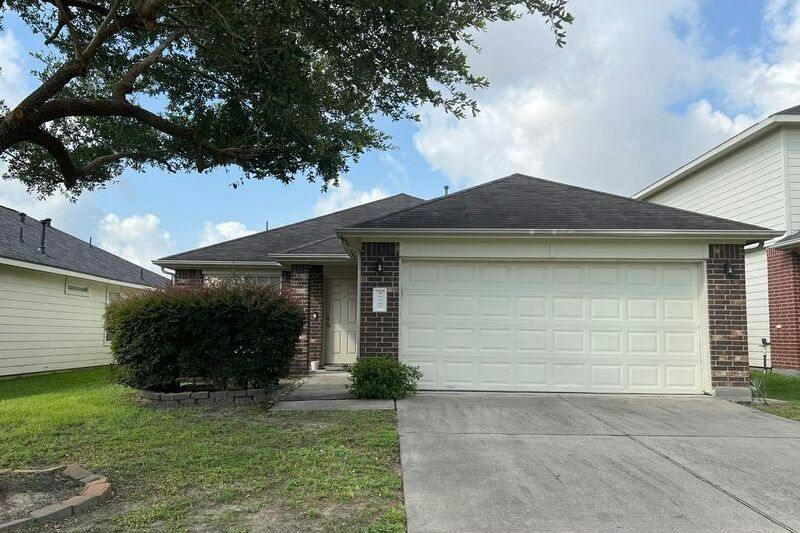 Royal Stone Ln, Houston, TX 77073