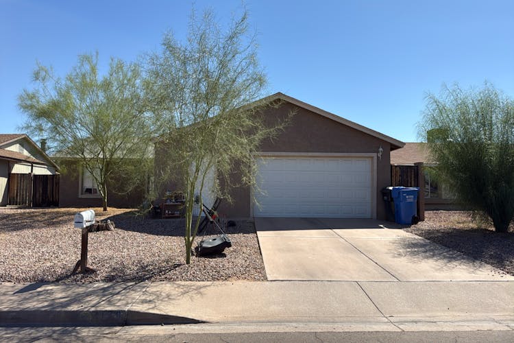 4129 E Alta Vista Rd Phoenix, AZ 85042, Maricopa County