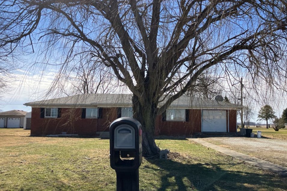 759 E 450 S Shelbyville, IN 46176, Shelby County