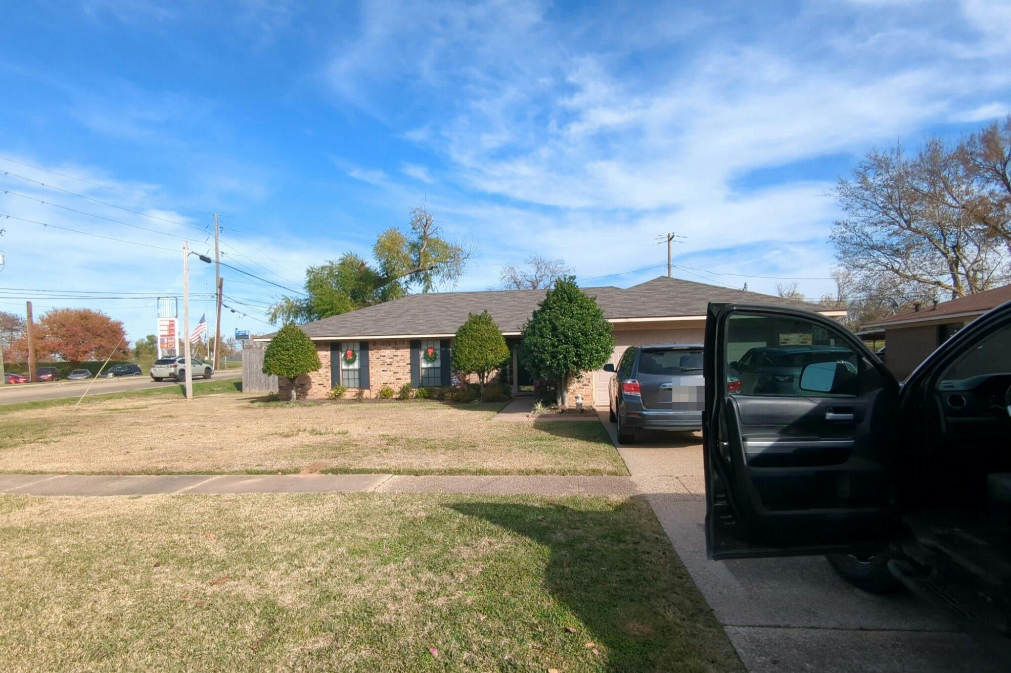 Captain Shreve Dr, Shreveport, LA 71105