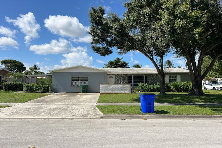 6921 NW 5th Ct Margate, FL 33063, Broward County
