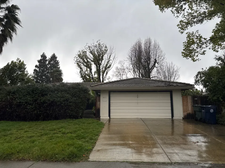 957 Trestle Glen Way Sacramento, CA 95831, Sacramento County