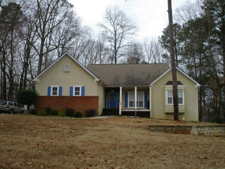 Park Place Cir, Ellenwood, GA 30294