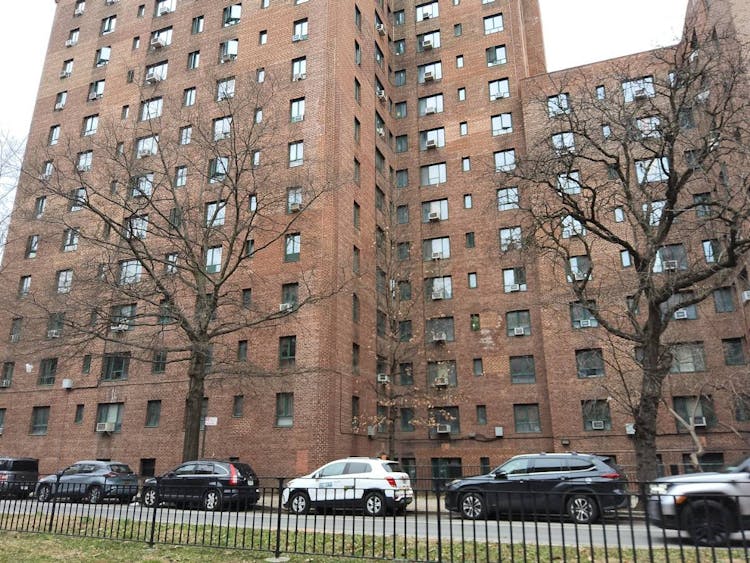 1605 Metropolitan Ave, Apt 4h Bronx, NY 10462, Bronx County