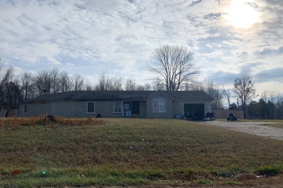 1569w Leota Rd Scottsburg, IN 47170, Scott County