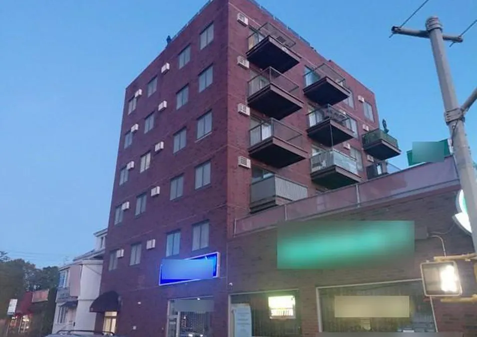 2570 E 17th St 5c Brooklyn, NY 11235, Kings County