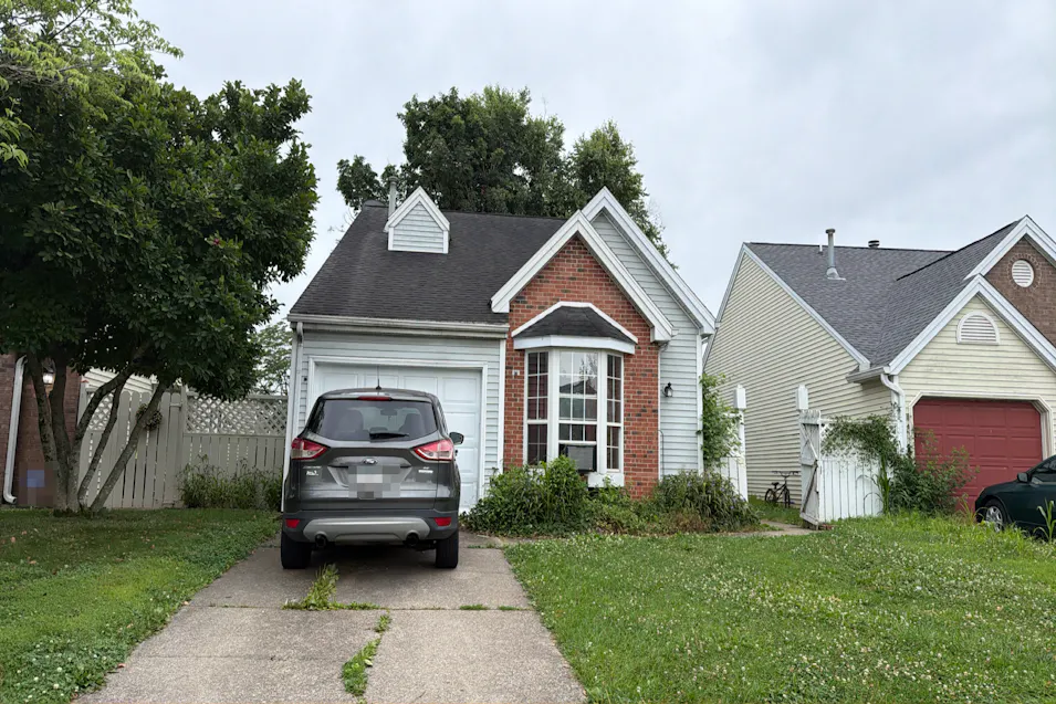 5727 Crossfield Dr Evansville, IN 47715-7073, Vanderburgh County