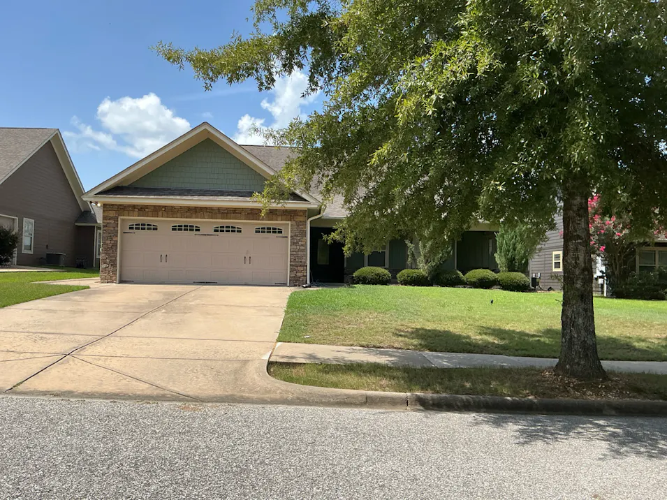 27 N Onyx Ct Pike Road, AL 36064, Montgomery County