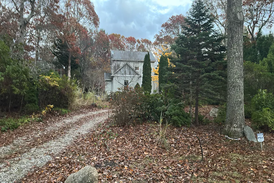 20 Kennedy Drive Southampton, NY 11968, Suffolk County