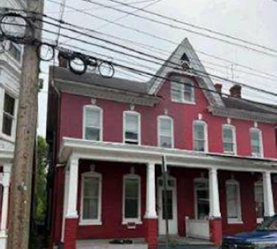 39 East Ave Hagerstown, MD 21740, Washington County